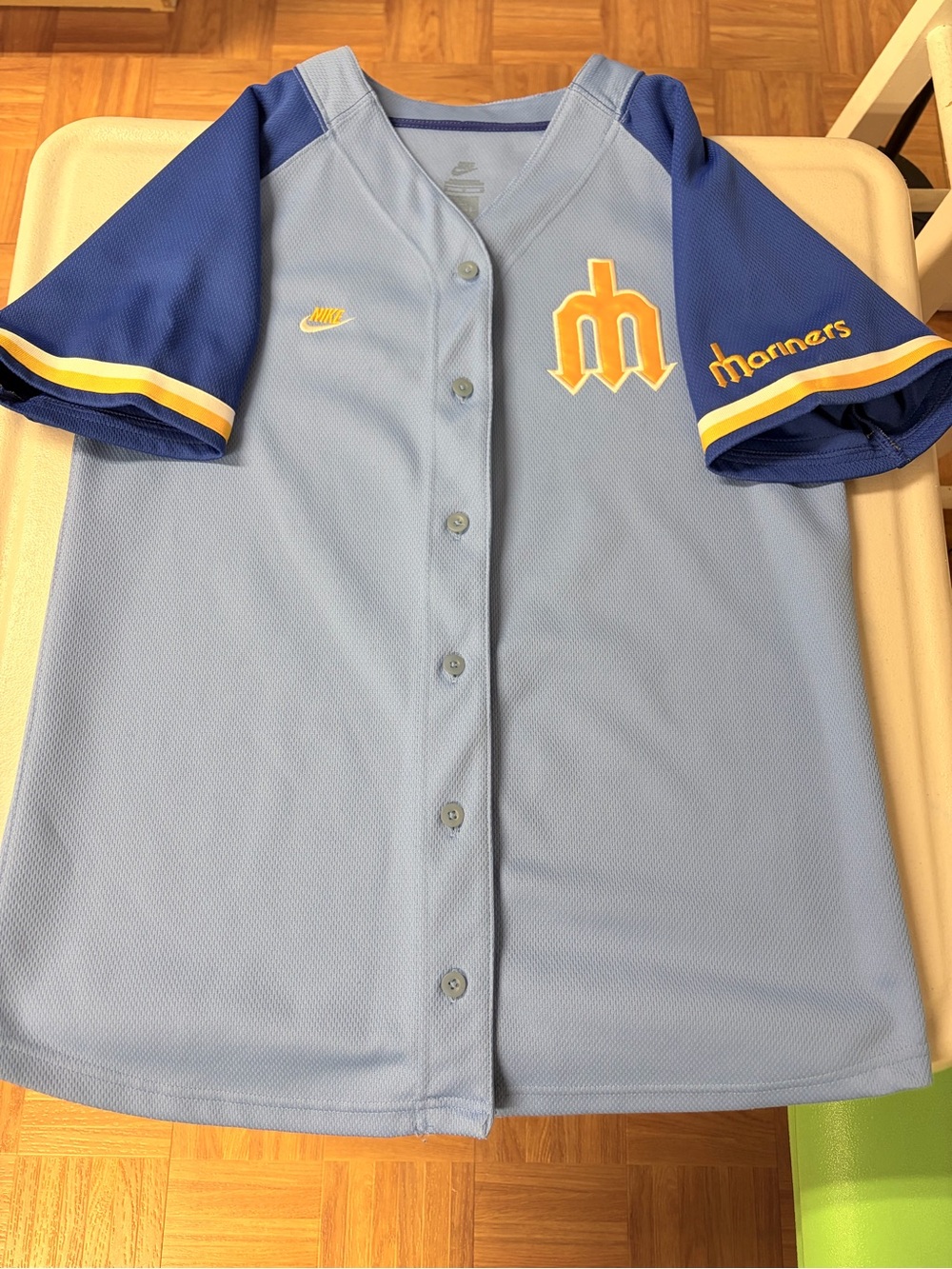 Nike Women’sLight Blue & Royal Blue Mariners Baseball Jersey with Yellow Accents
